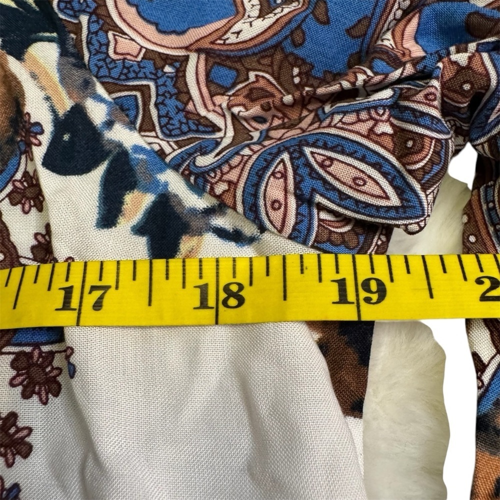 Colleen Lopez Blue & White Paisley Tunic Top Size XS V Neck Velvet Trim NWOT - Picture 7 of 9